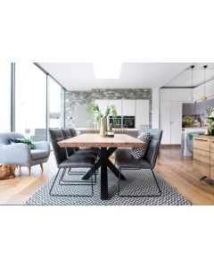Pavilion Chic Dining Table Hoxton in Lacquered Oak