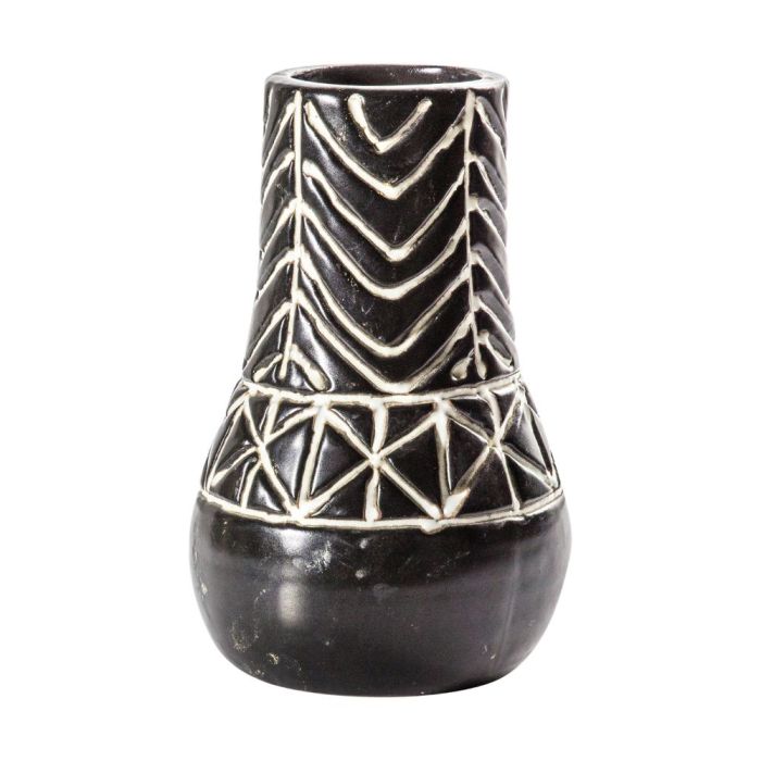 Hunnam Vase in Black 1