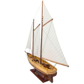 Yacht America Model