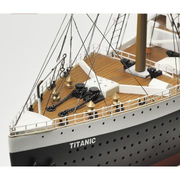 Authentic Models Titanic