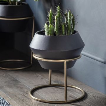 Owen Black Metal Plant Stand Small